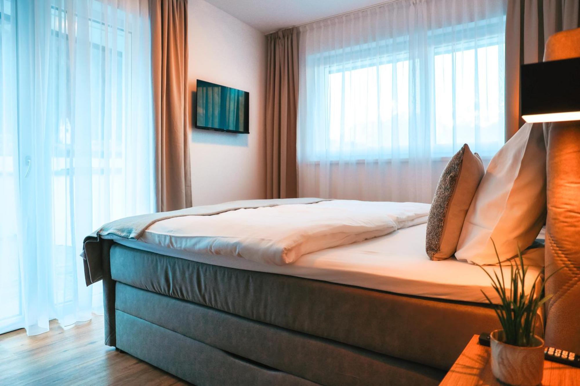 Alpenluxus Presents - Marias Zillertalblick With Roof Terrace, 3 Bedrooms & Parking Space Schlitters Dış mekan fotoğraf